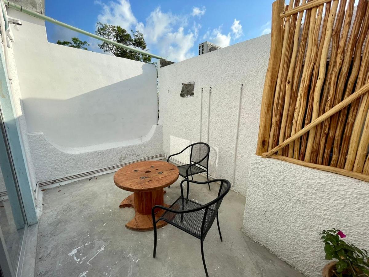 Mio Tulum Hotel Boutique Екстер'єр фото A small balcony