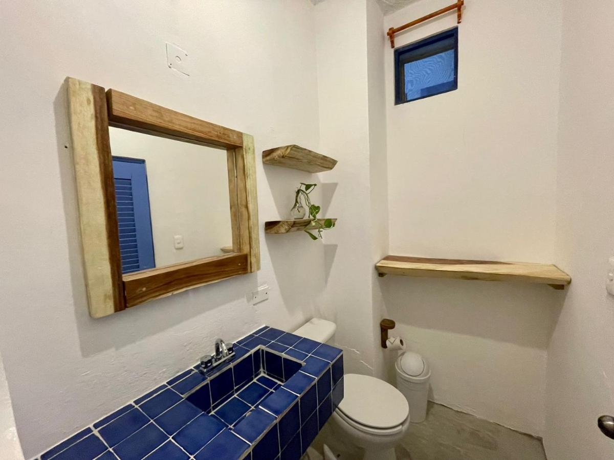 Mio Tulum Hotel Boutique Екстер'єр фото Bathroom in a house in Tulum, Mexico